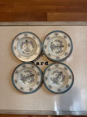 Lenox Set of 4 bowl